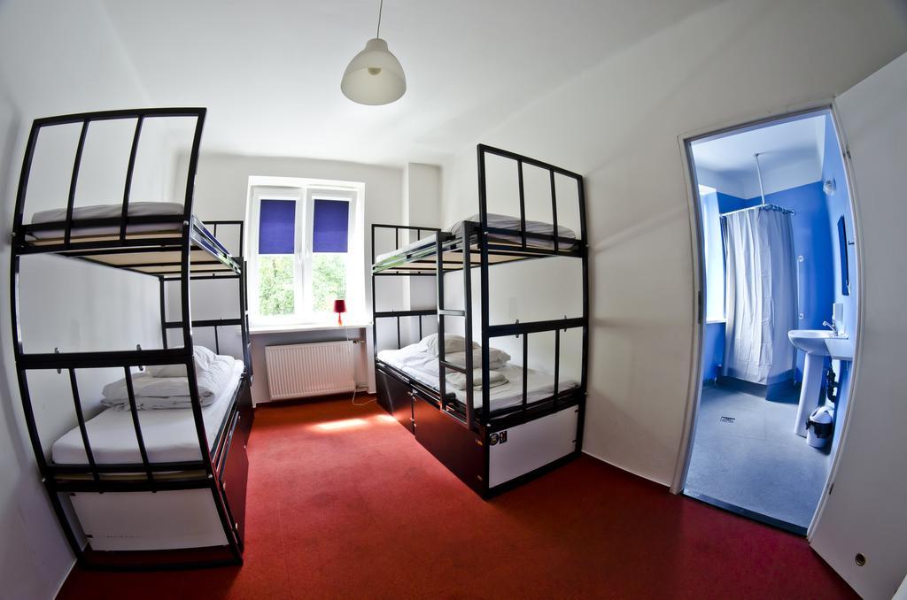 Wilson Hostel Warszawa Extérieur photo