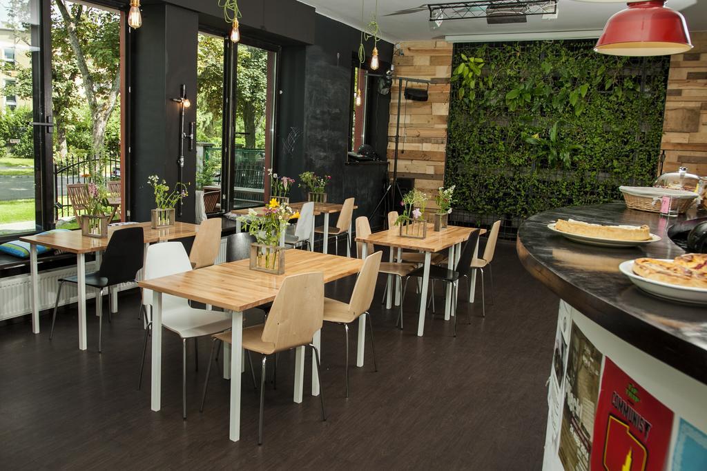 Wilson Hostel Warszawa Extérieur photo